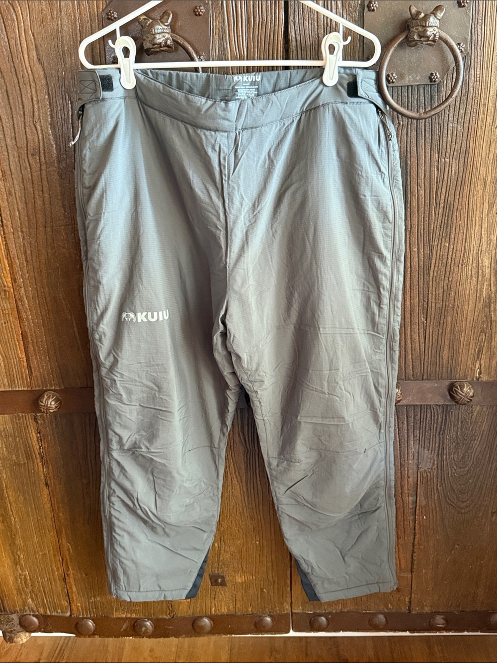KUIU Men's Gray Lightweight Outdoor Joggers